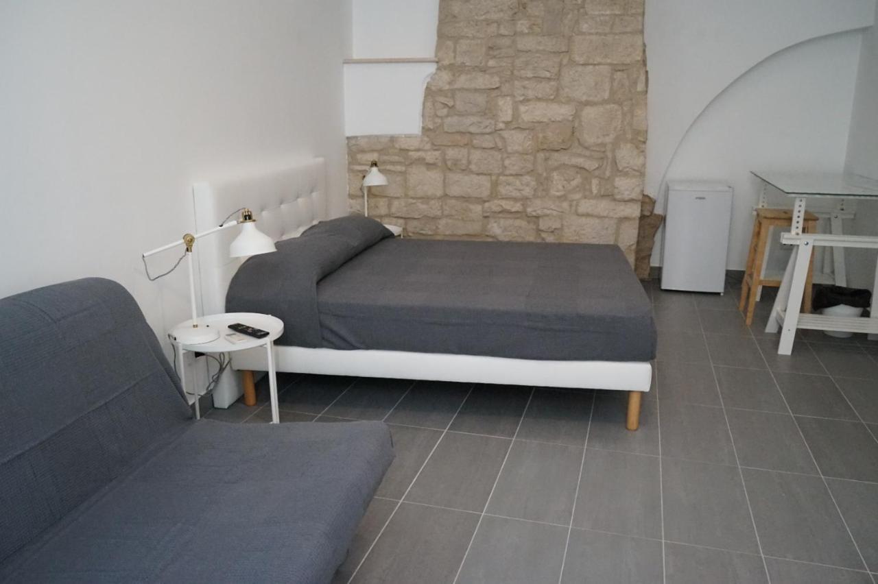 Arco Del Priore Bed & Breakfast Trani Exterior photo