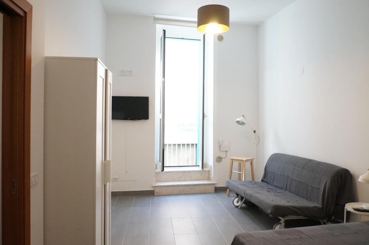 Arco Del Priore Bed & Breakfast Trani Exterior photo