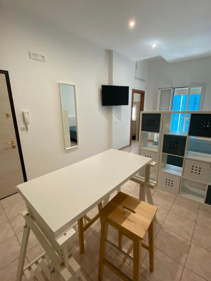Arco Del Priore Bed & Breakfast Trani Exterior photo