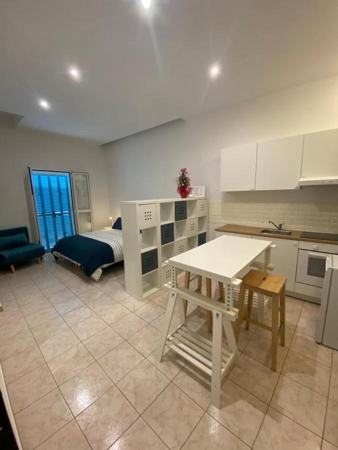 Arco Del Priore Bed & Breakfast Trani Exterior photo